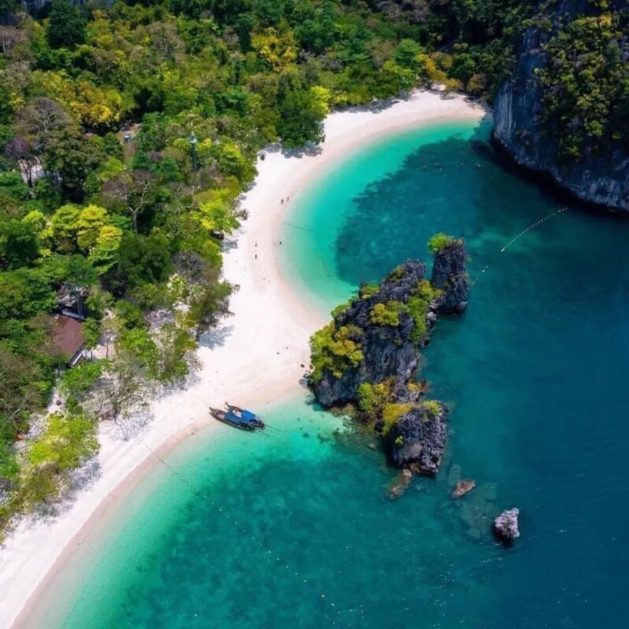 ทัวร์เกาะห้องกระบี่ เราพาคุณออกเดินทางกระบี่ เรือสปีดโบ๊ท
